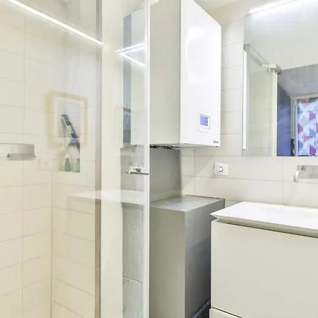 Bright Functional Flat With Balcony- View Pantheon Appartamento *