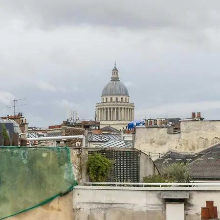 Bright Functional Flat With Balcony- View Pantheon Parigi