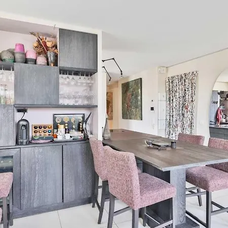 Bright Functional Flat With Balcony- View Pantheon Appartamento
